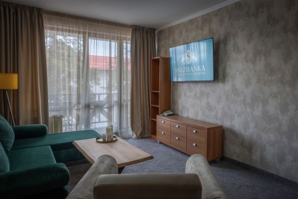 snhotel-2056F7D7642-91FD-DB46-2C1D-A004CDC6BFDF.jpg